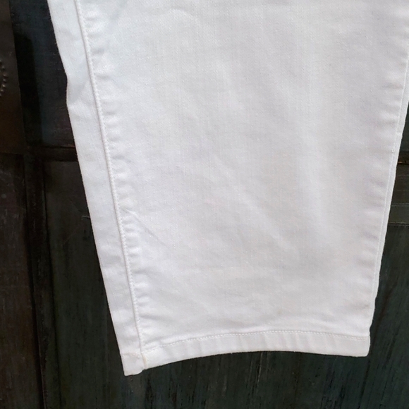 Eileen Fisher Women's Organic Cotton Stretch Denim Pant (Petite) in White - Picture 8 of 10